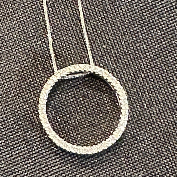Diamond Circle Pendant in Sterling Silver - Picture 4 of 12